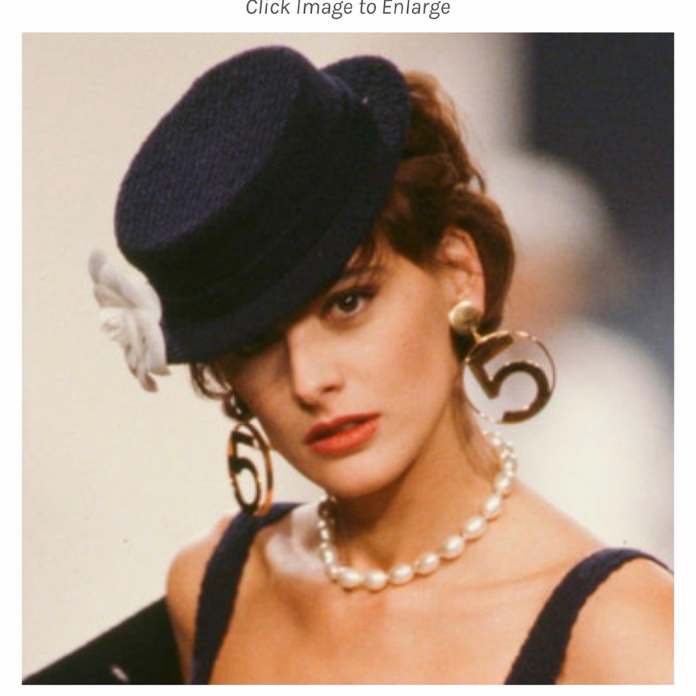 Chanel earrings runway - Picture 7 of 7
